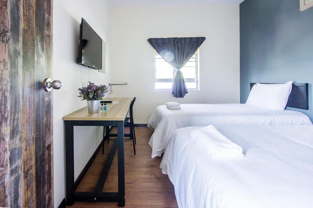 Explore 5Br Gardenhouse Retreats Butterworth Zewnętrze zdjęcie